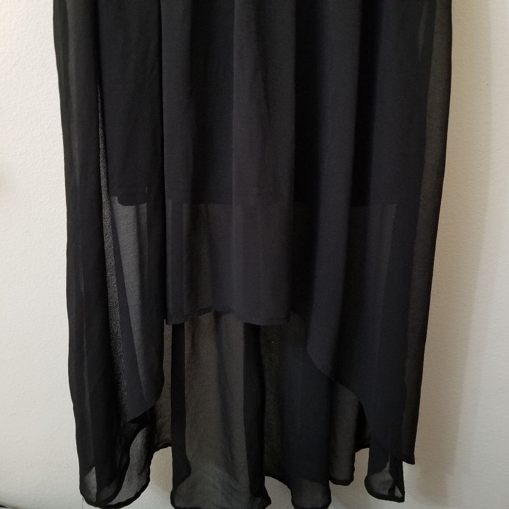 SOLD. SALE❗️4 for $20 Beautiful Sheer Black Skirt - Picture 4 of 4